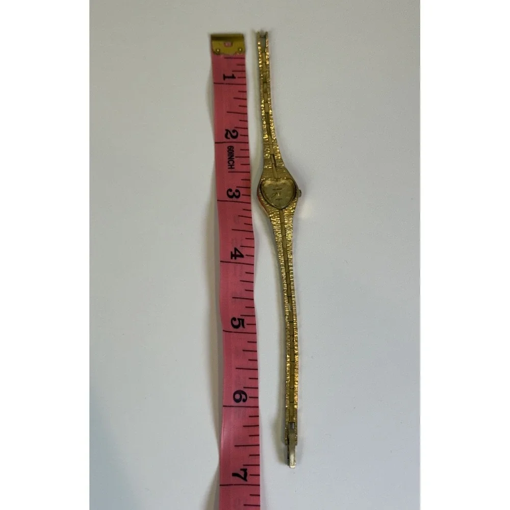 Vintage Helbros Heart Dial Gold Tone Women's Quartz Wristwatch Parts Repair