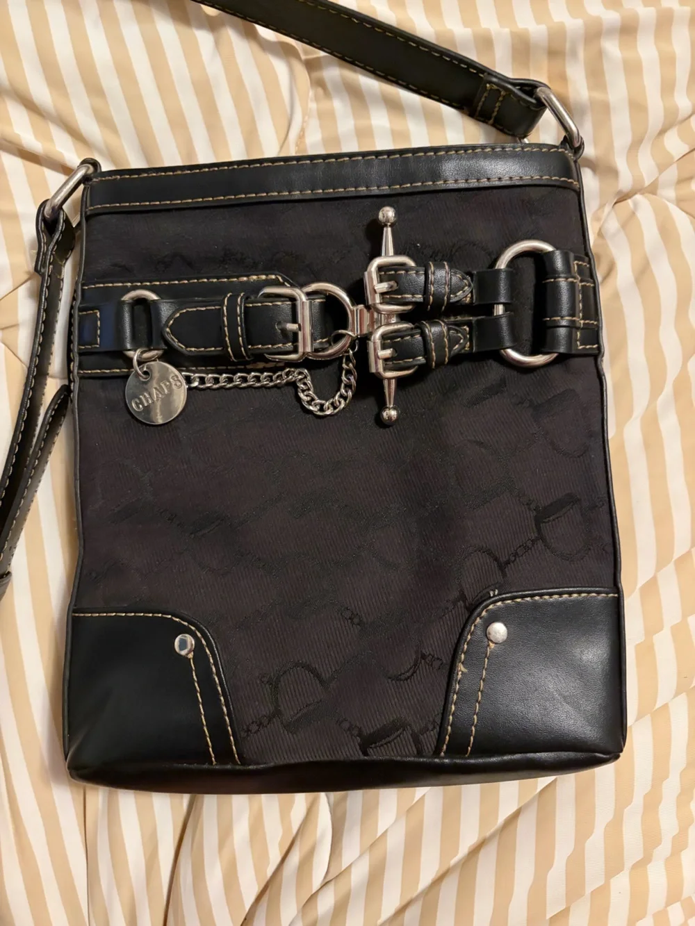 Unknown elegant black