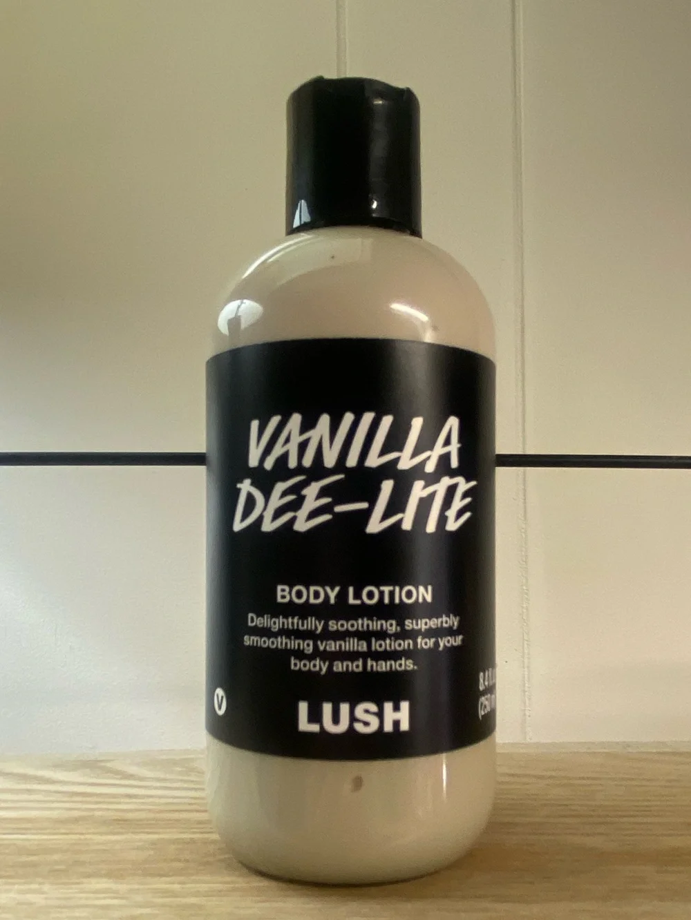 Lush Vanilla Dee Lite Body Lotion 8.4 oz/250 ml