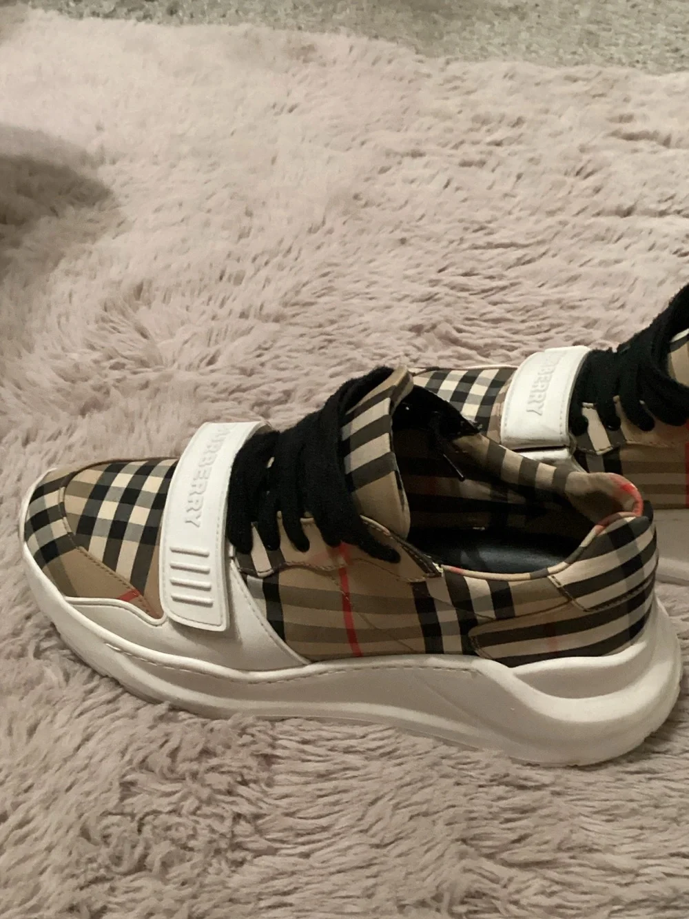 Burberry authentic stylish