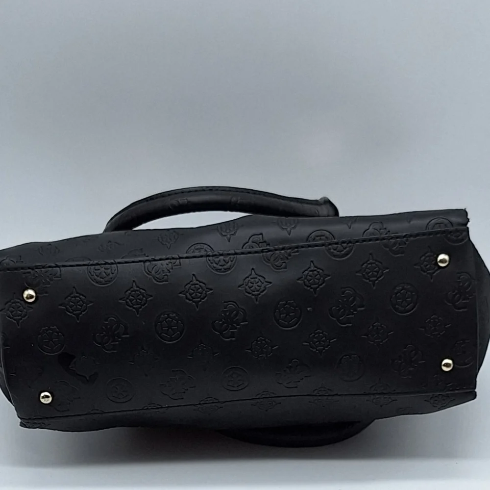 Guess‎ Peony Satchel Purse