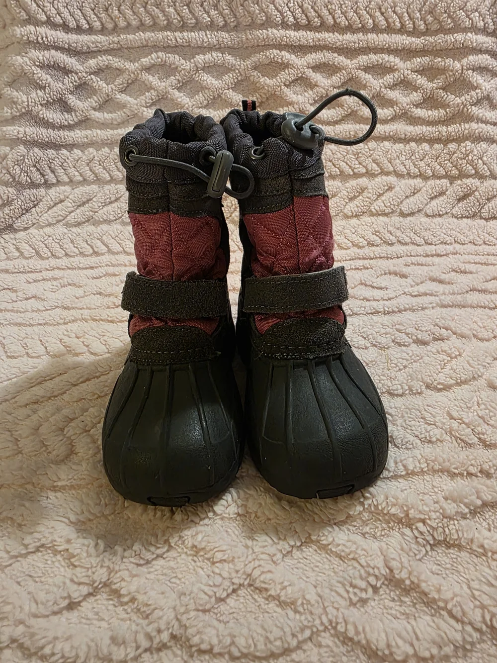 Sporto Kids Black and Burgundy Insulated Snow Boots