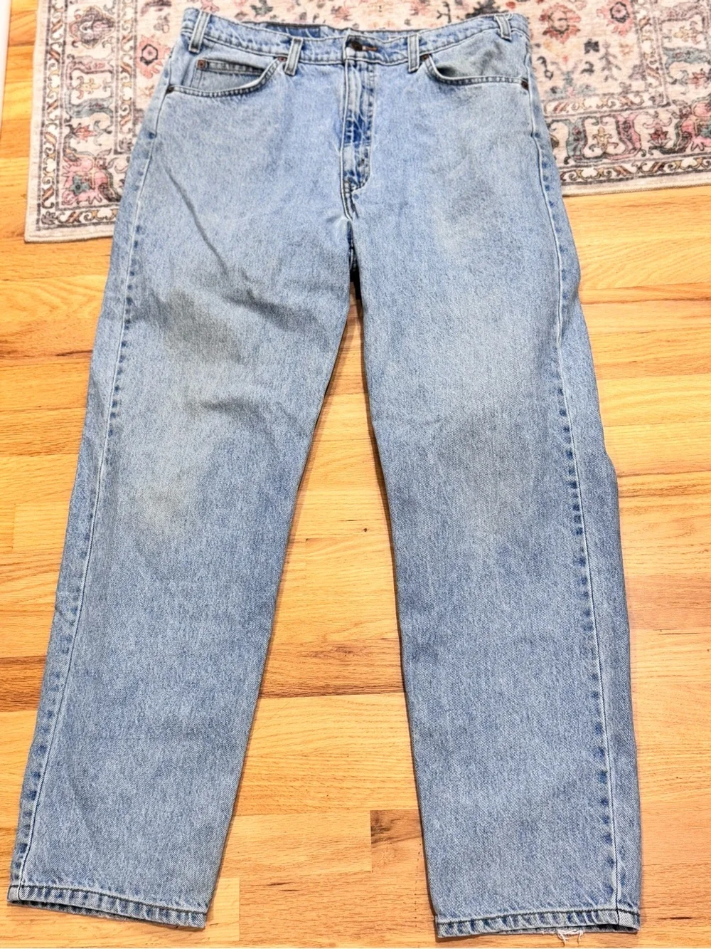 VTG Levi’s 550 | 100% Cotton RELAXED FIT | Men’s Jeans ~ Size W36 L32
