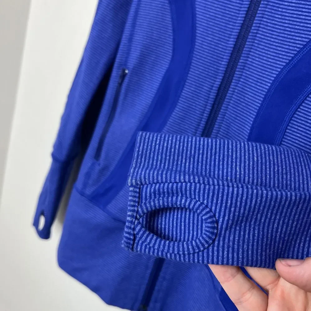 lululemon athletica sleek stylish