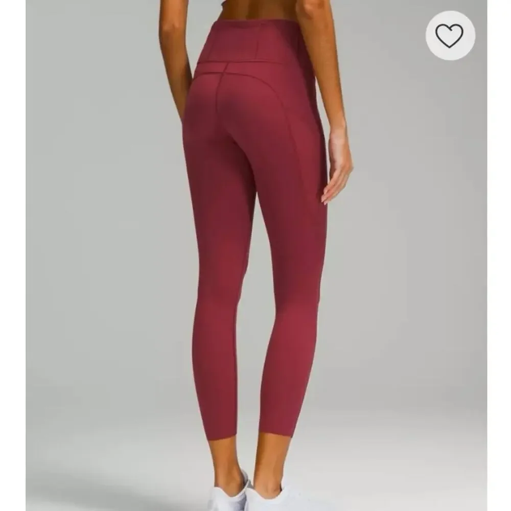 lululemon athletica 	•	measurements dry no