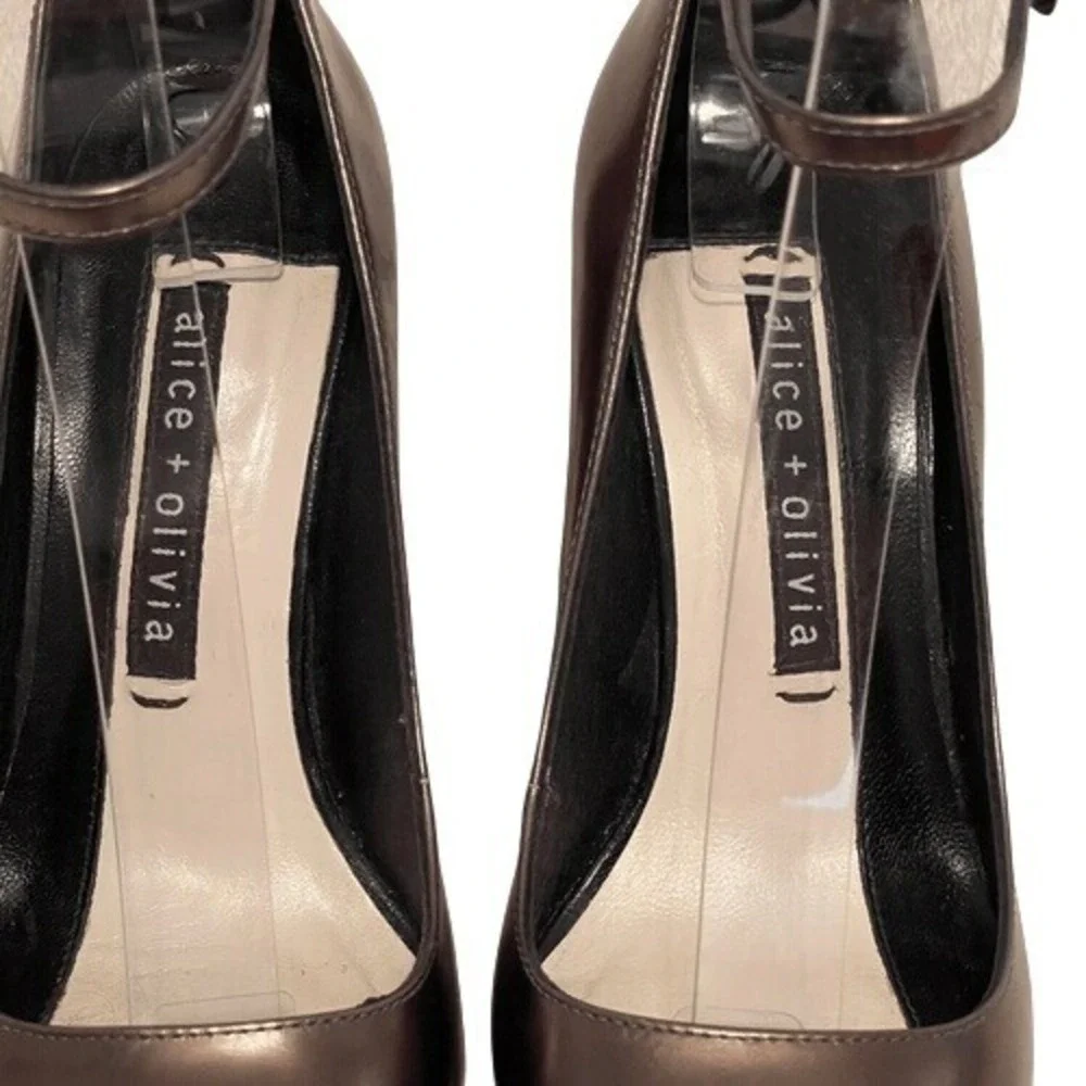 Alice + Olivia‎ Pewter Metallic Leather Stiletto Heels Ankle Strap Pumps US 6