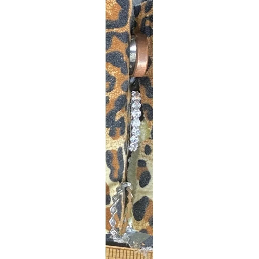 N/A style dangle