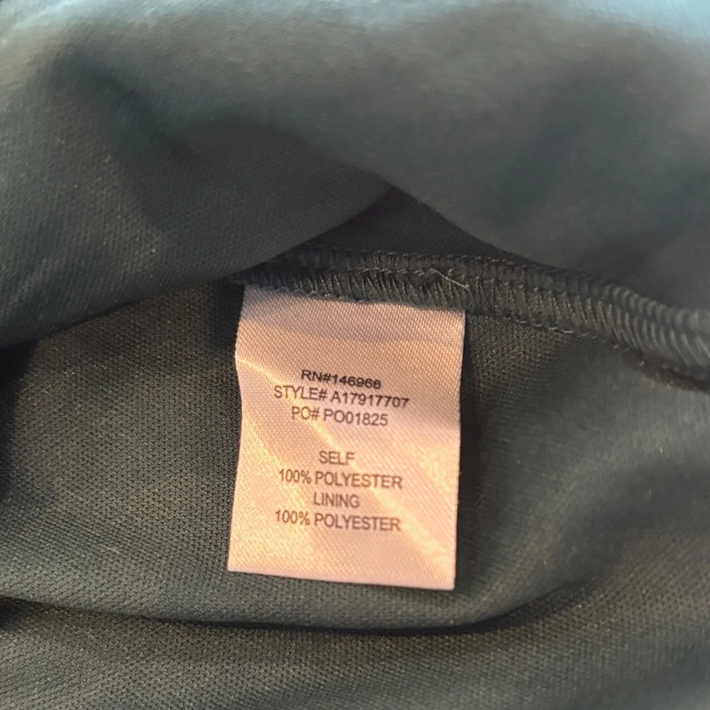 NWOT, Elegant Kids Dress in Teal with Gold Patterns