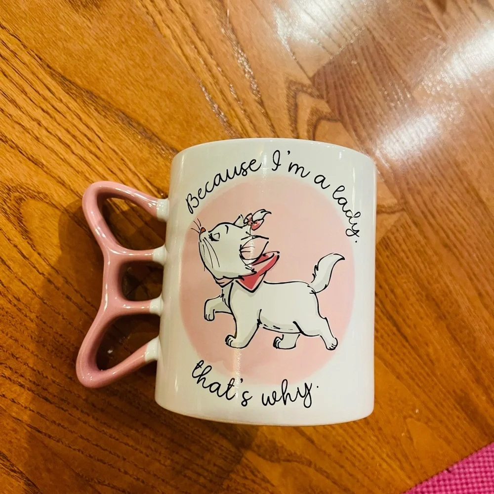 Disney Silver Buffalo Aristocat’s Marie “Because I Am A Lady…That’s Why”…