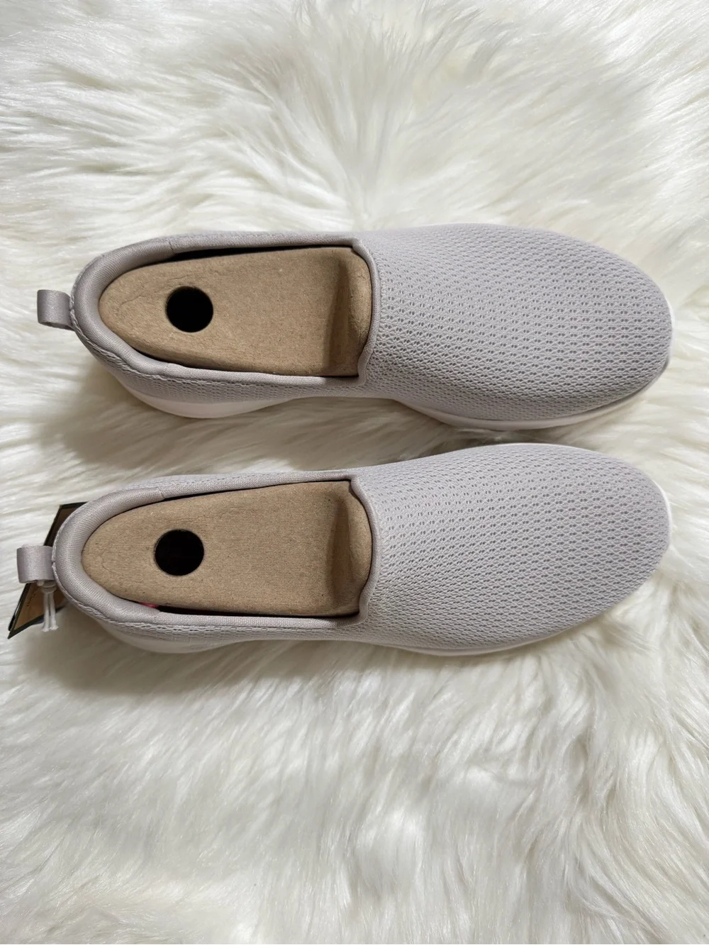 Skechers aurora fabric