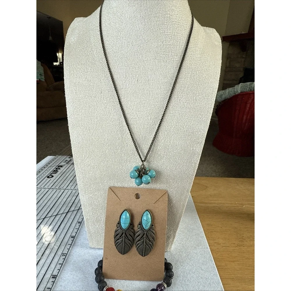Saq acrylic turquoise