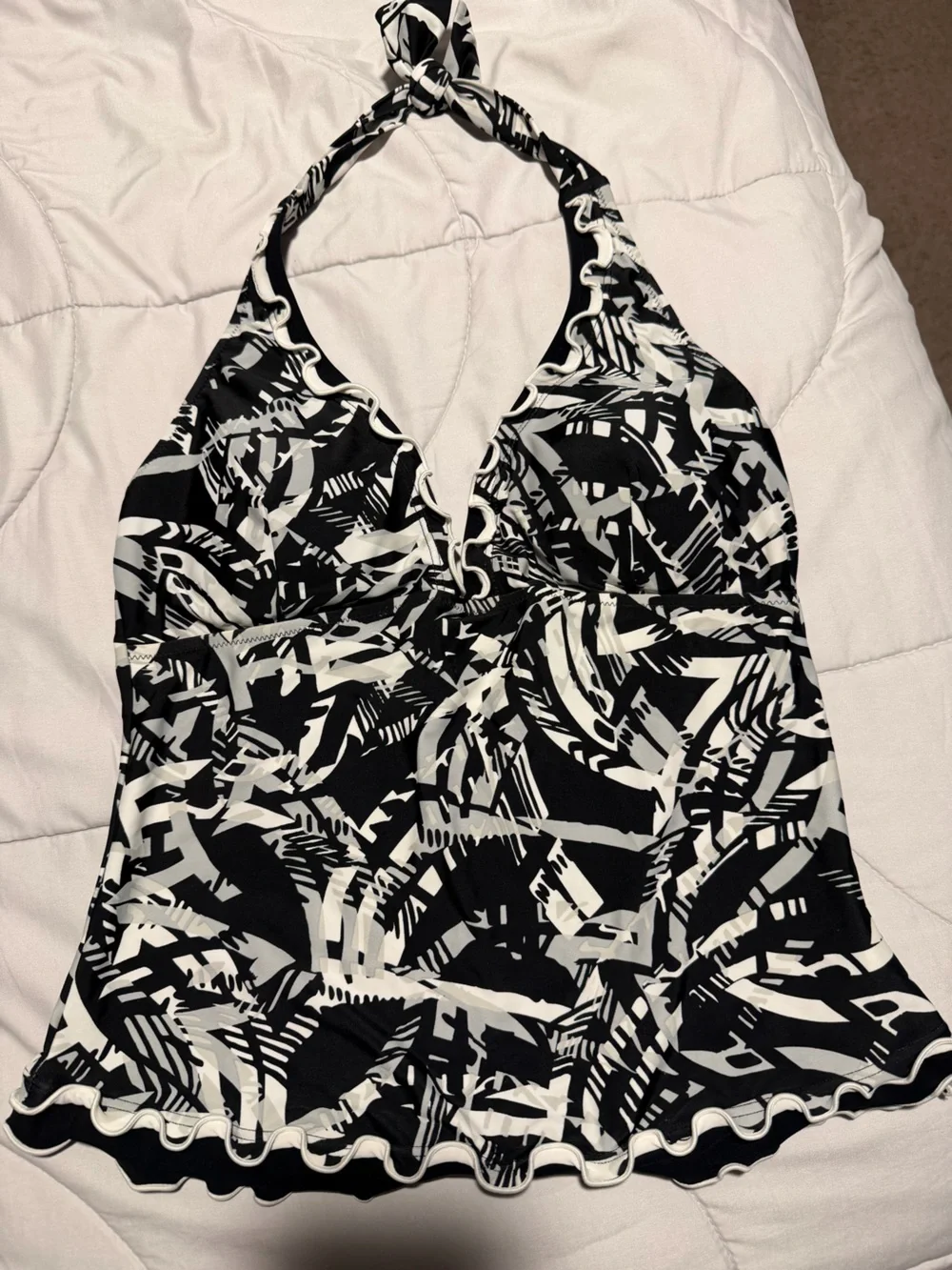 Black and White Abstract Pattern Tank Top