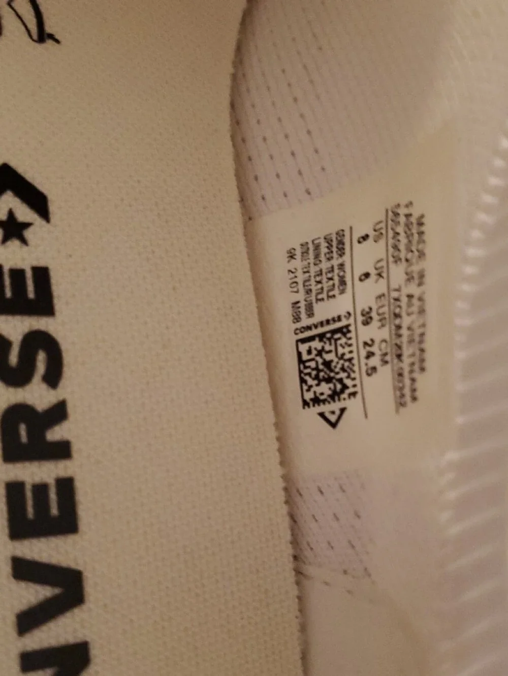 NWB Converse Chuck Taylor All Star Shoreline Knit-SZ 8-White/Black/White
