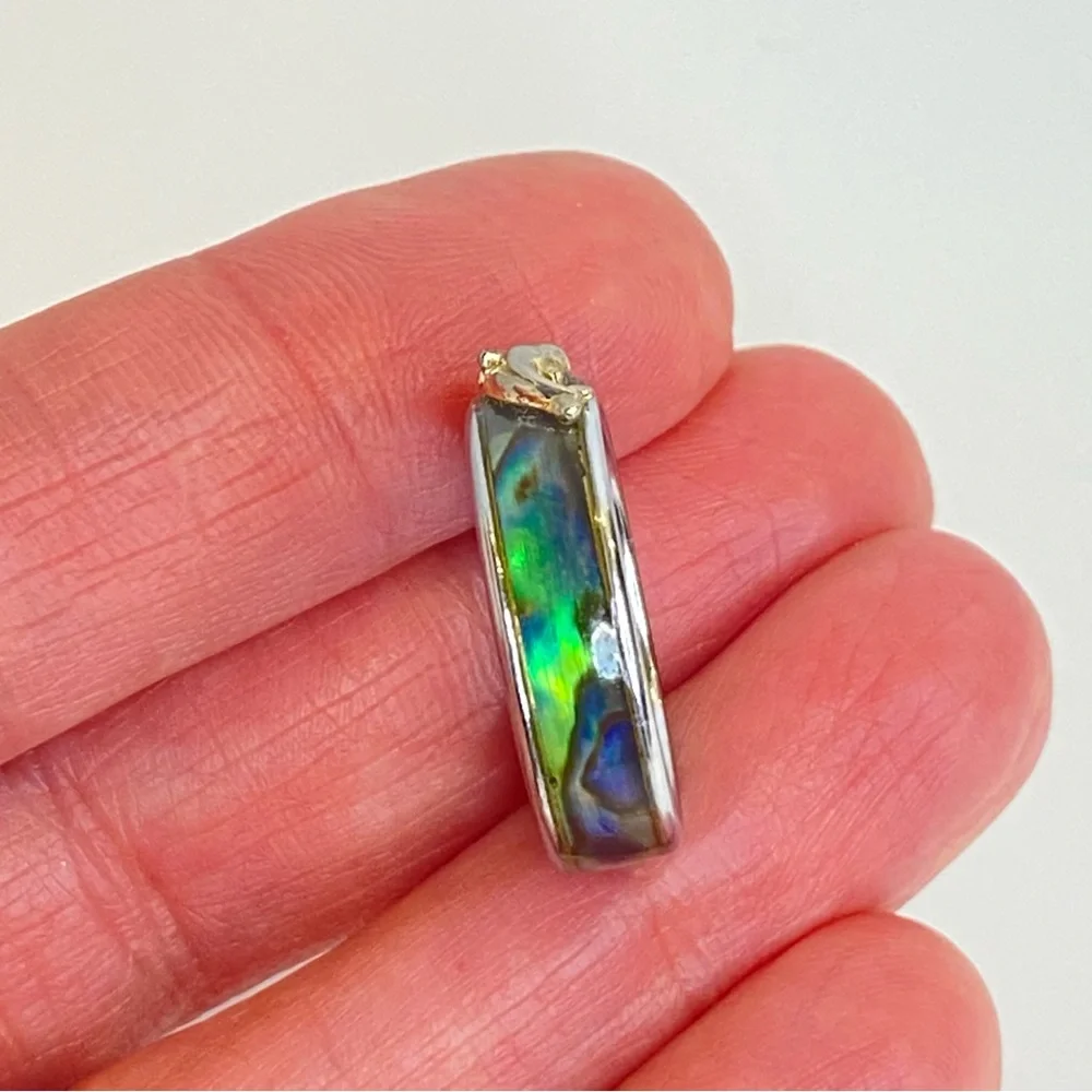 Vintage‎ Silver Tone Dolphin Green Blue Abalone Mother of Pearl Shell Band Ring