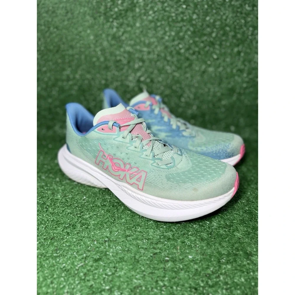 Hoka One One hoka one