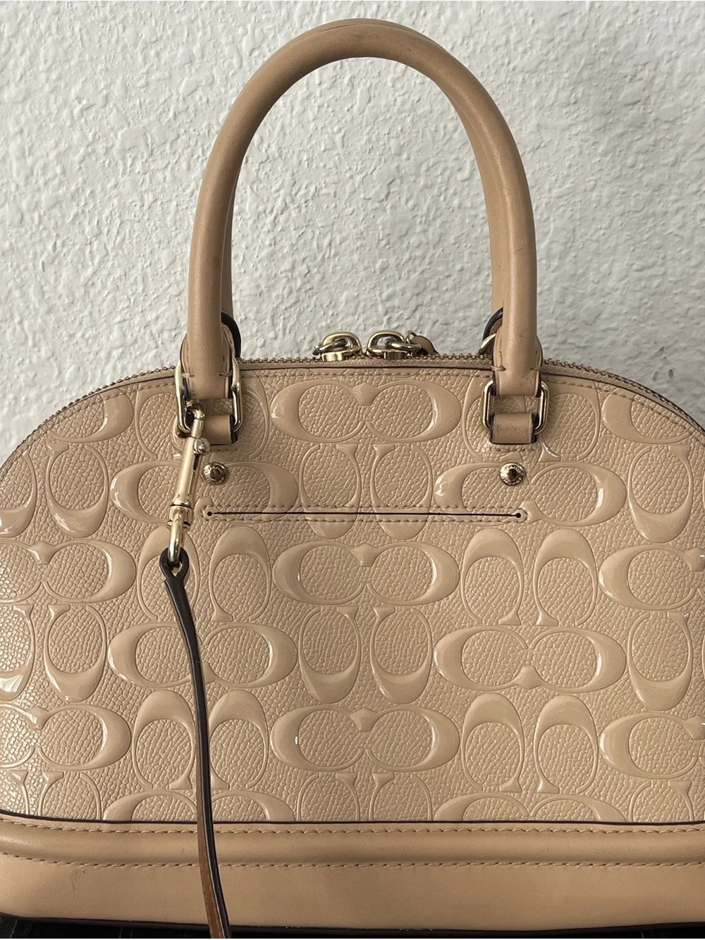 Coach detachable soft logo