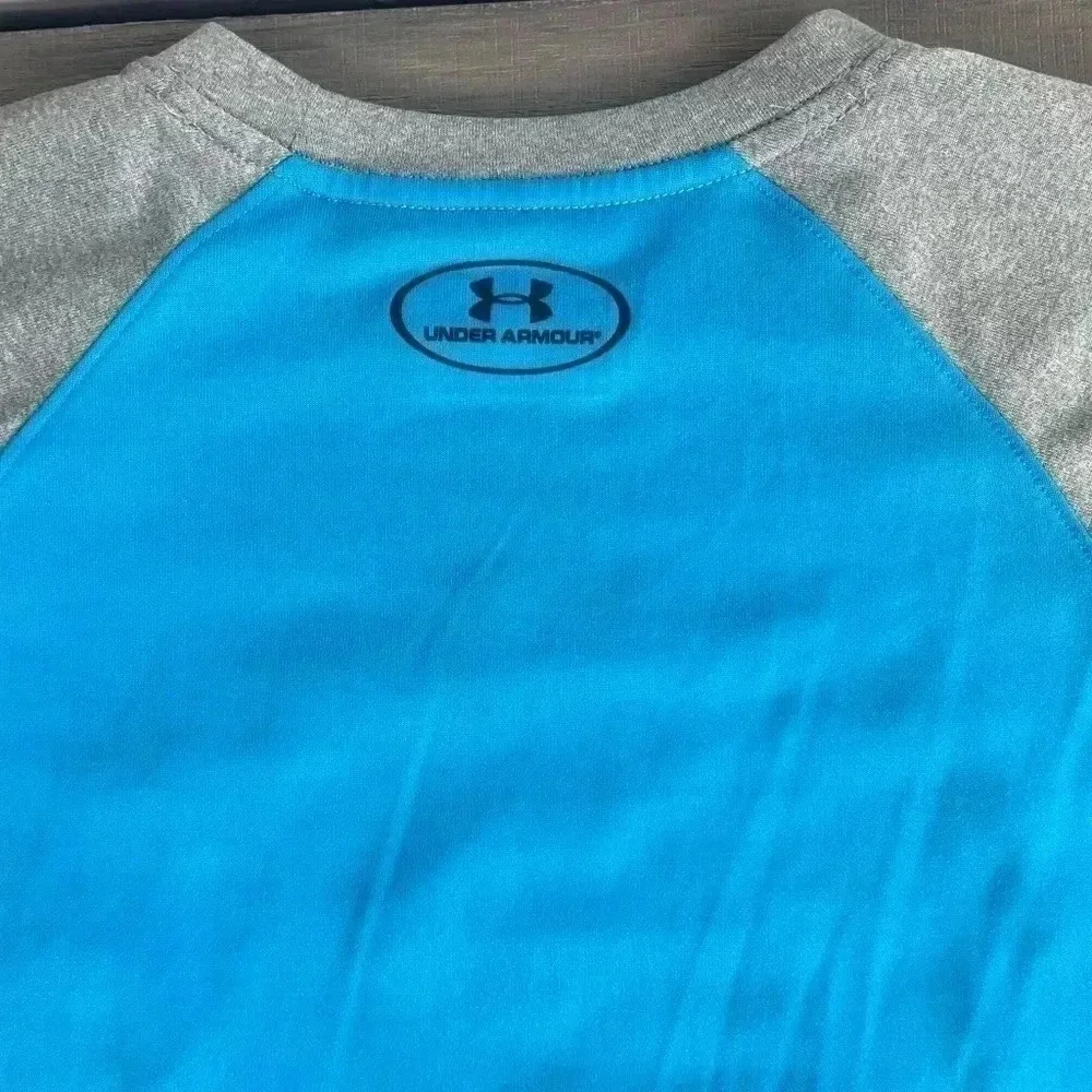 Under Armour 3/4 Sleeve‎ Baseball Tee Size YXL
