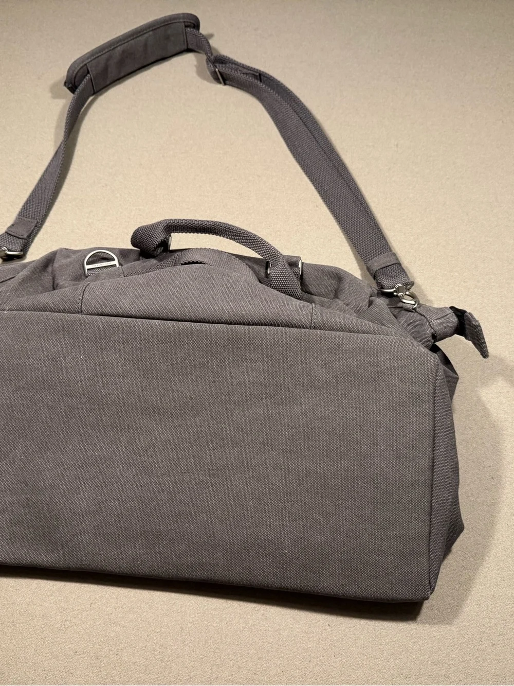 Travelon durable laptop