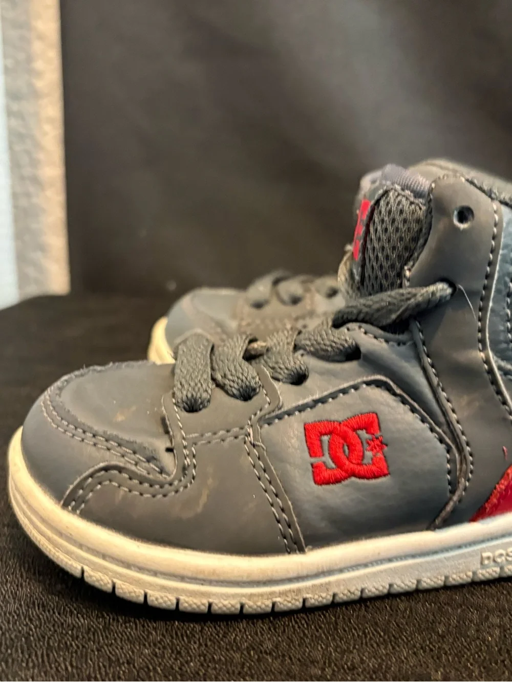N/A sneakers shoes