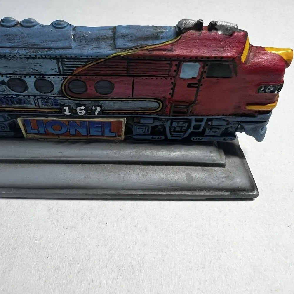 Vintage Lionel Trains Santa Fe 167 Locomotive Bookend Letter Holder Desk Piece