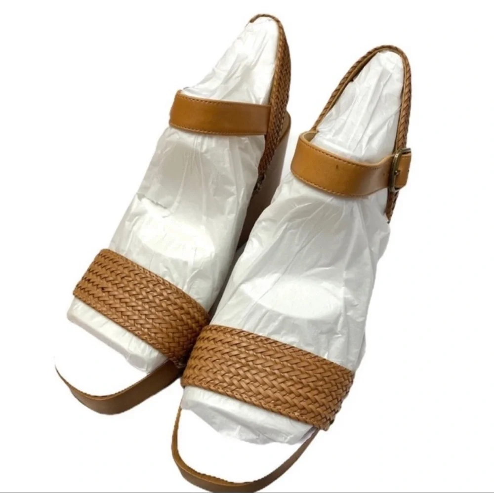 Lucky Brand ankle size strap