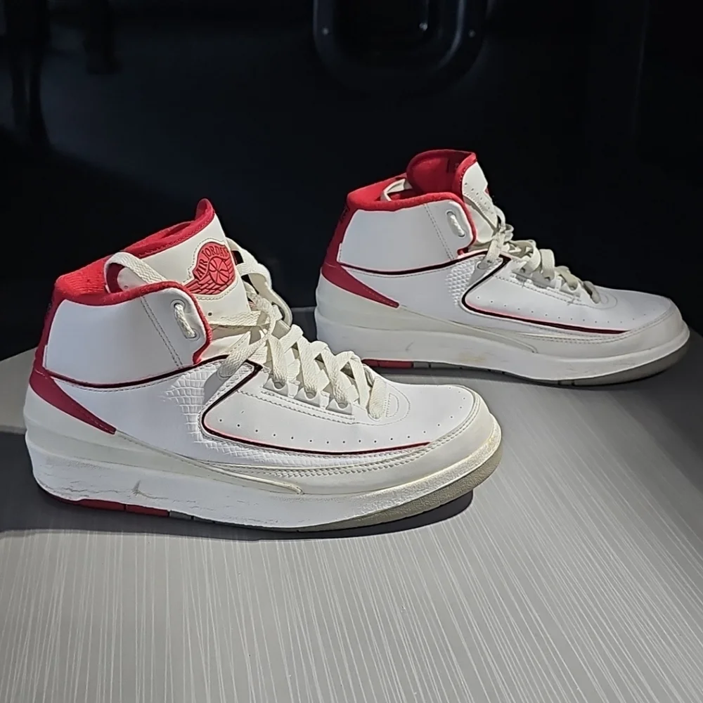 Jordan varsity’ air 2014