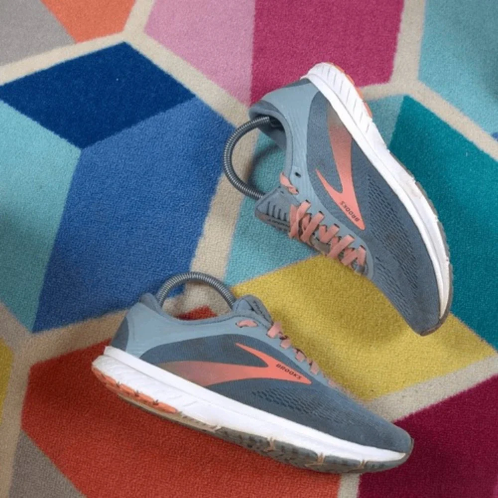 Brooks womens transmit