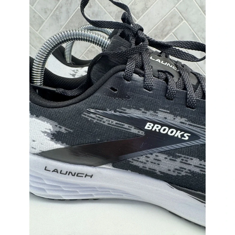 Brooks launch 11