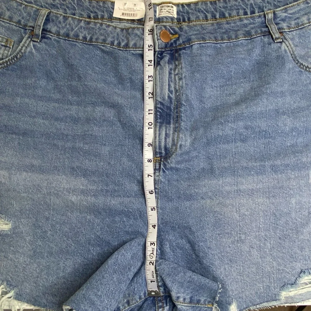 Cotton:On Plus Size 24 Curve A-Line High Rise Denim Cut Off‎ Shorts Medium Wash