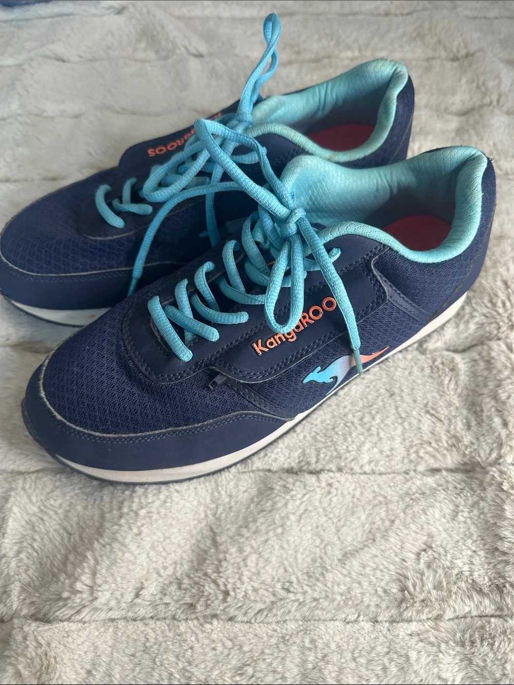 kangaROOS iconic 80s