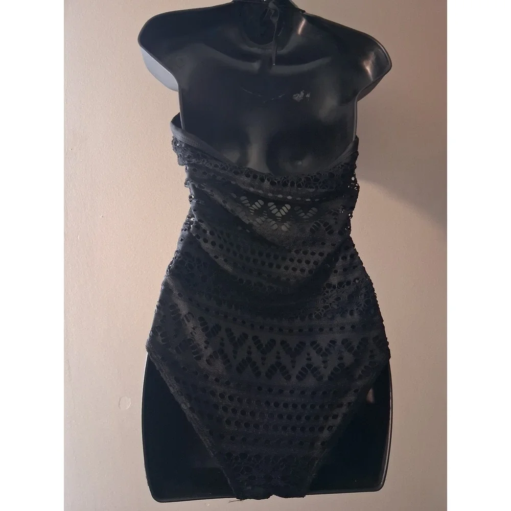 Nicole Marciano lace detailed
