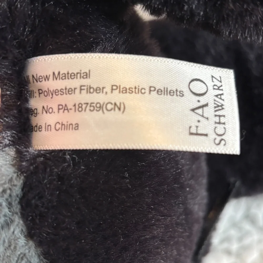FAO Schwarz schwarz fiber
