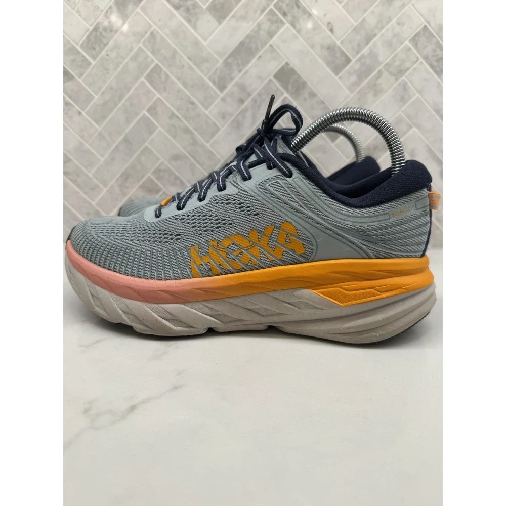 Hoka One One hoka one