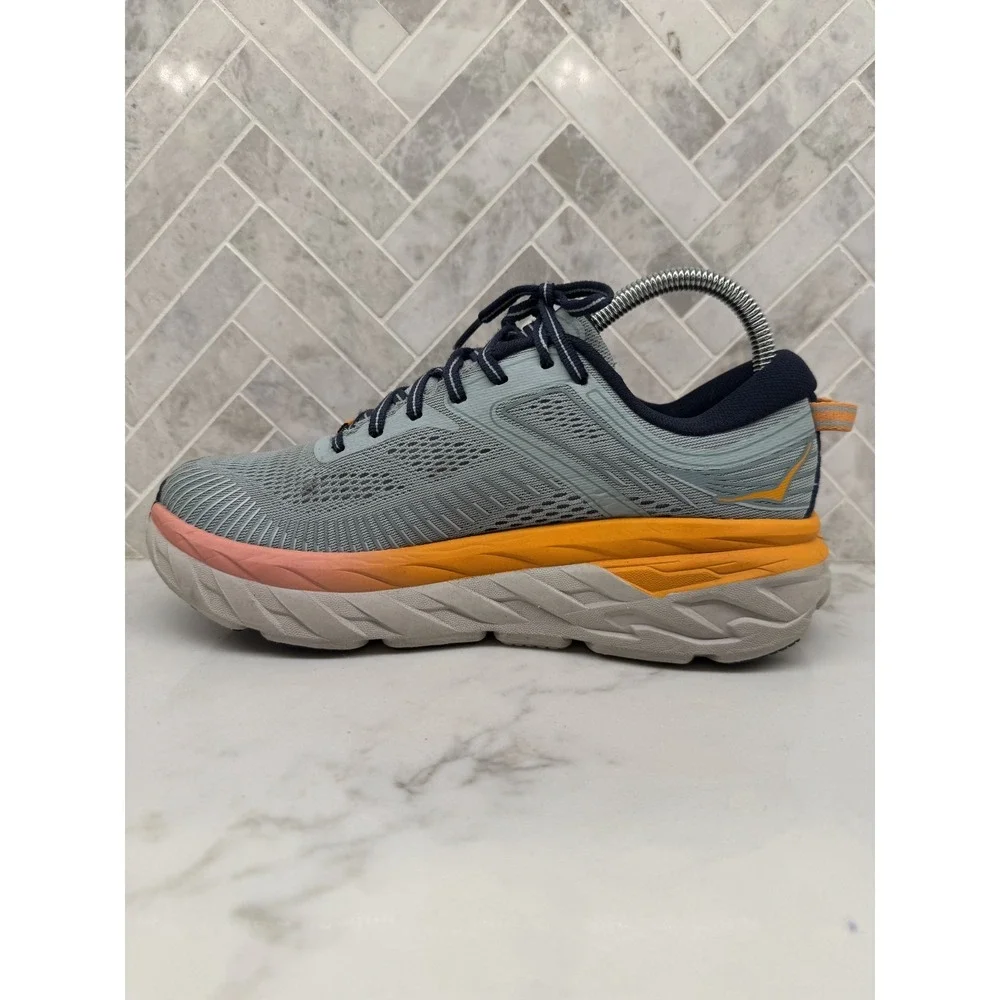 Hoka One One hoka one