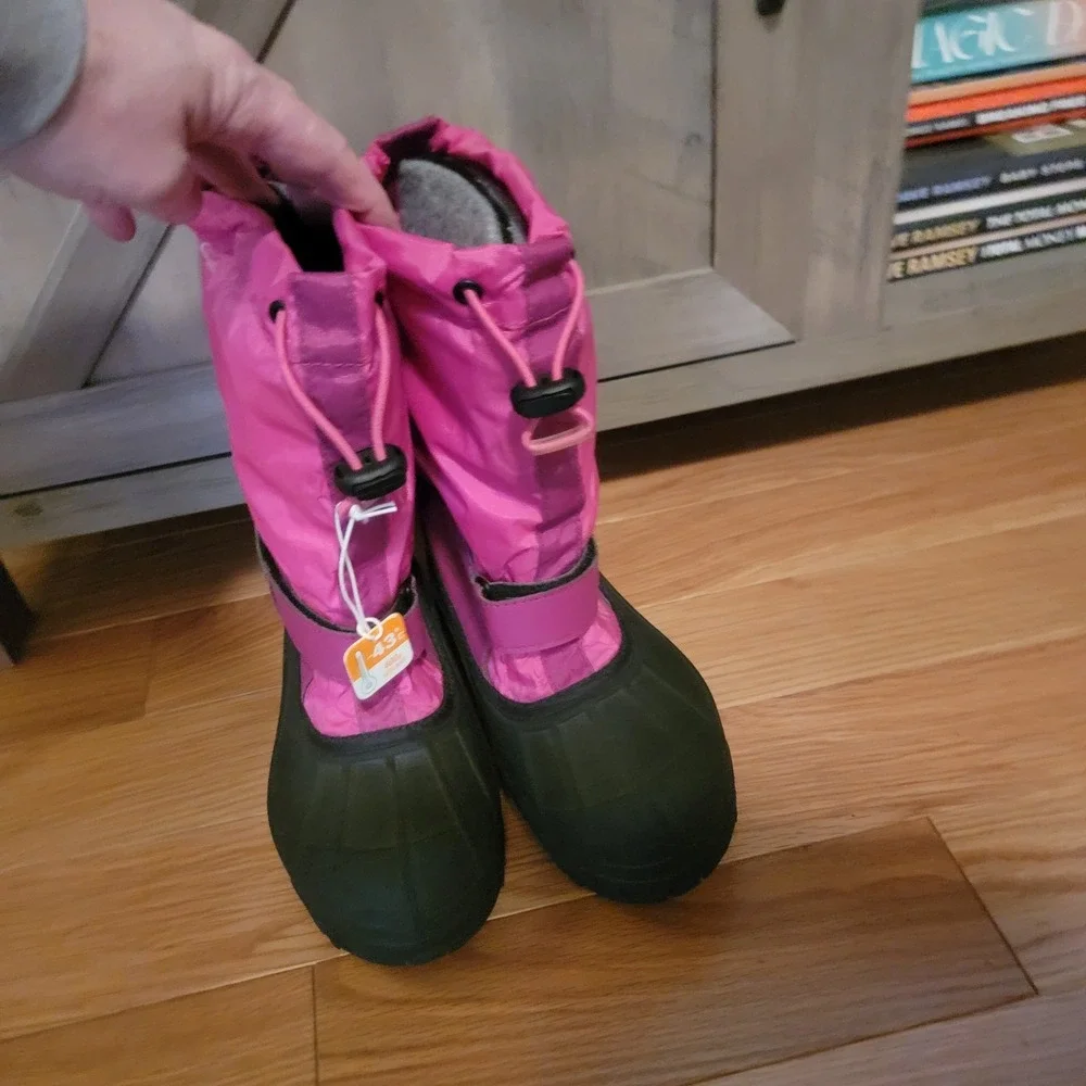 Columbia Powderbug Forty Youth Pink Waterproof Winter Kids Boots size 3 NWT