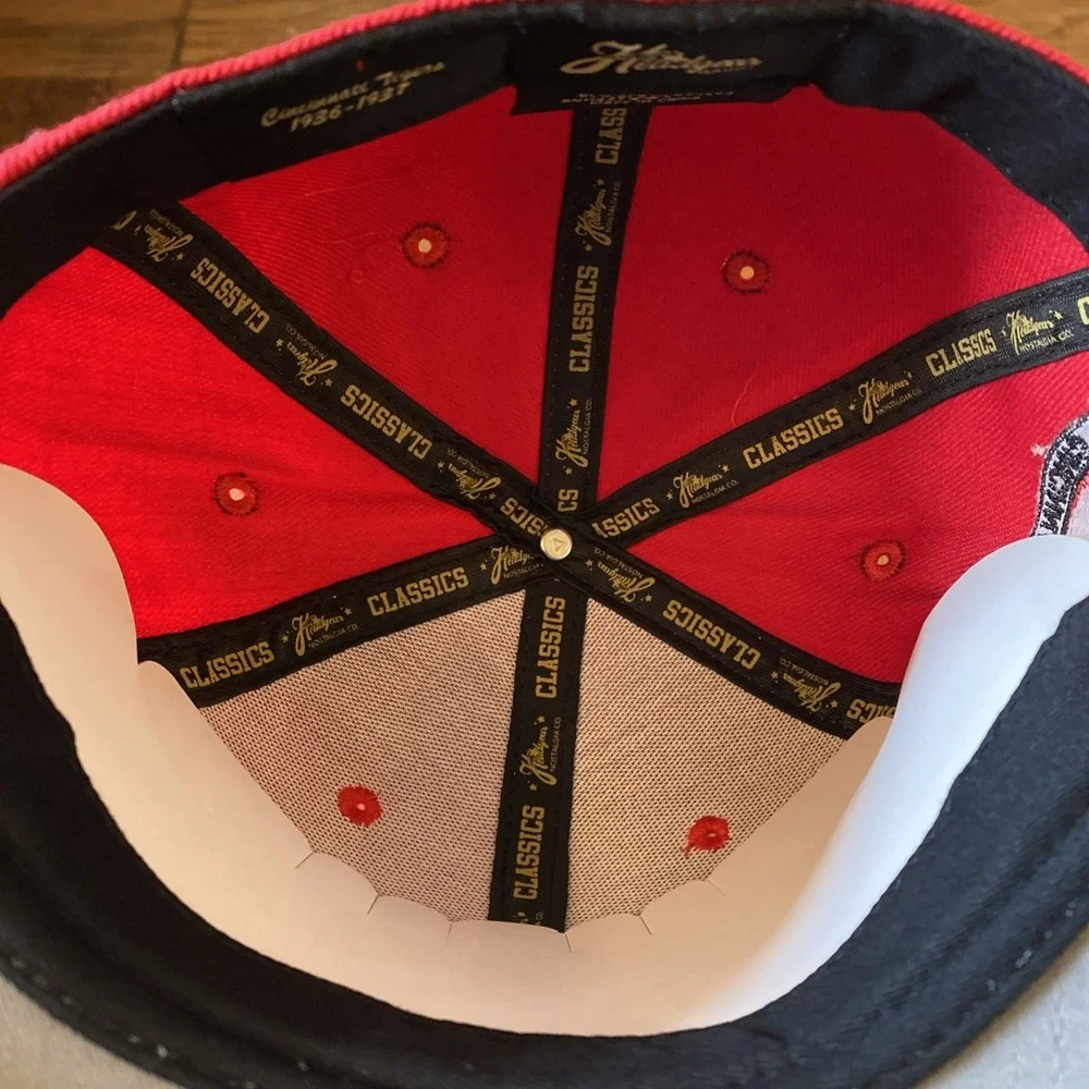 Cincinnati‎  Tigers Negro League Headgear Baseball Red Hat Fitted Size  6 7/8