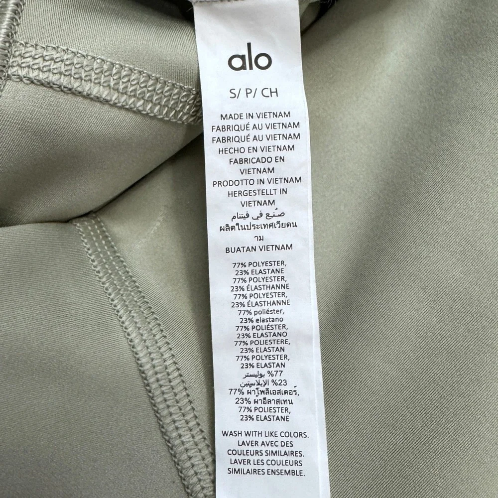 ALO Yoga elevate your