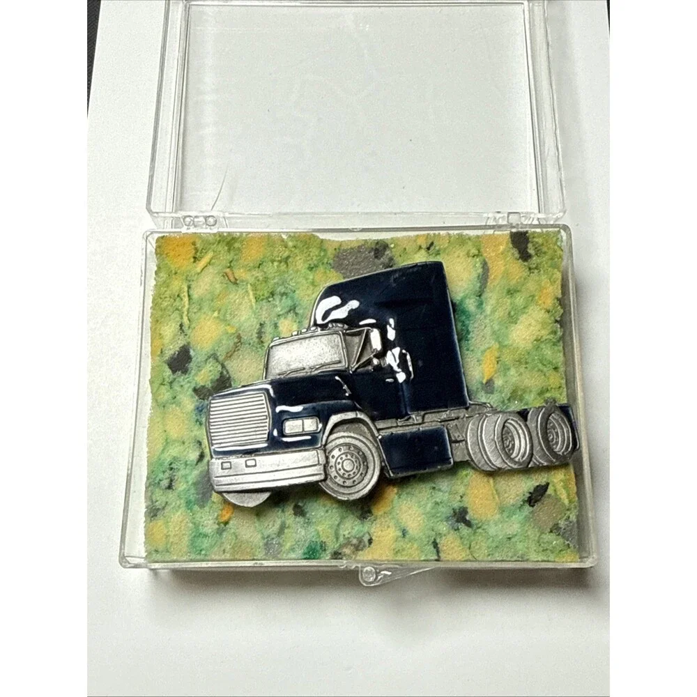 Vintage Buckles Of America 1980 Kenworth Semi Truck Belt Buckle Made in USA