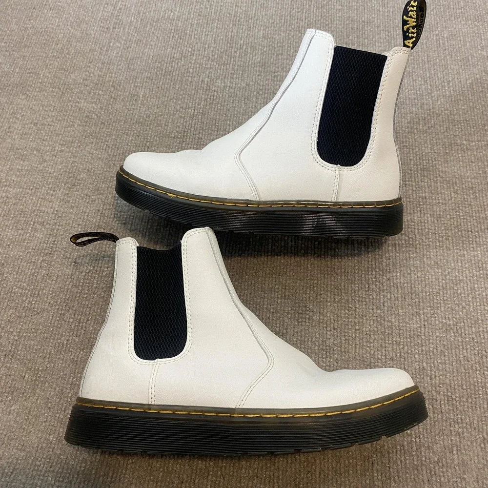 Dr. Martens Dorrian Chelsea Boots Womens 8 Mens 7 White Leather Ankle Y2K Grunge