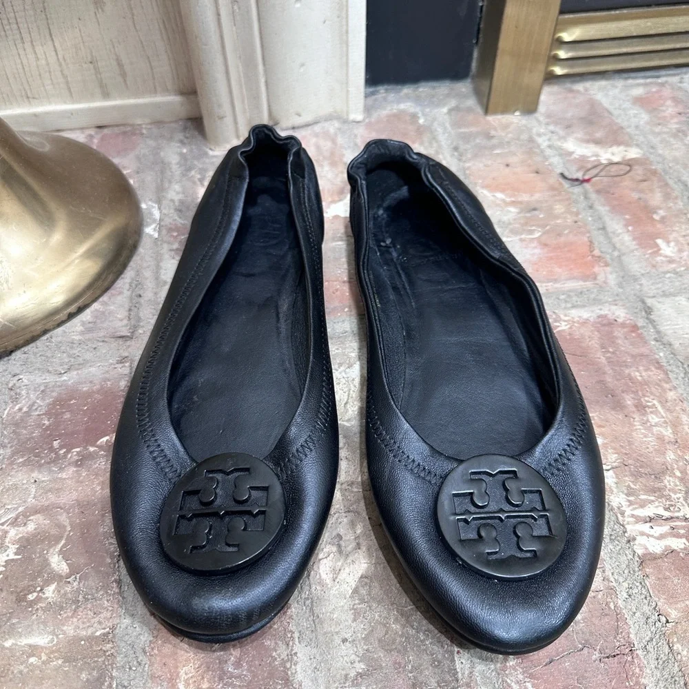 Tory Burch‎ Black Leather Minnie Logo Ballet Flats – ‼️Mismatched‼️ Sizes 9 & 10