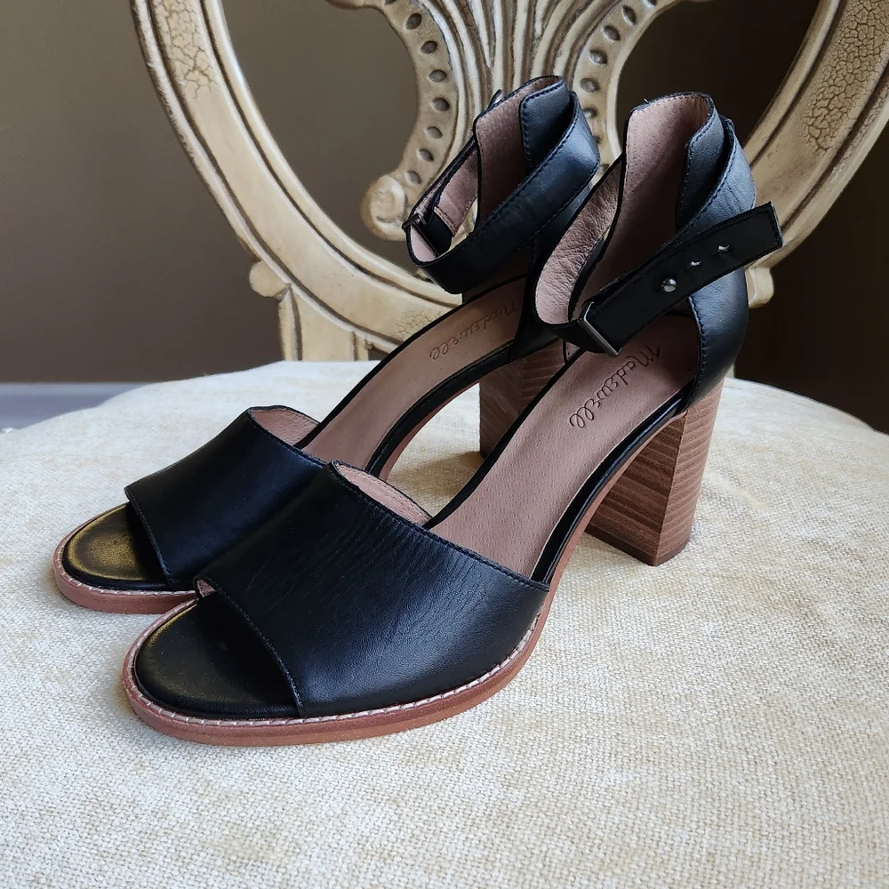 Madewell or walkable up