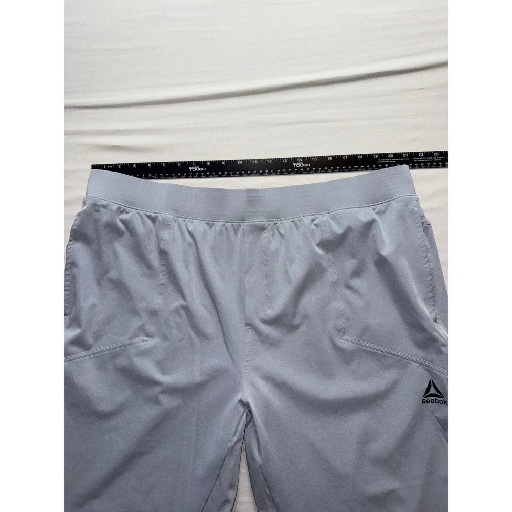 Reebok athletic jogger