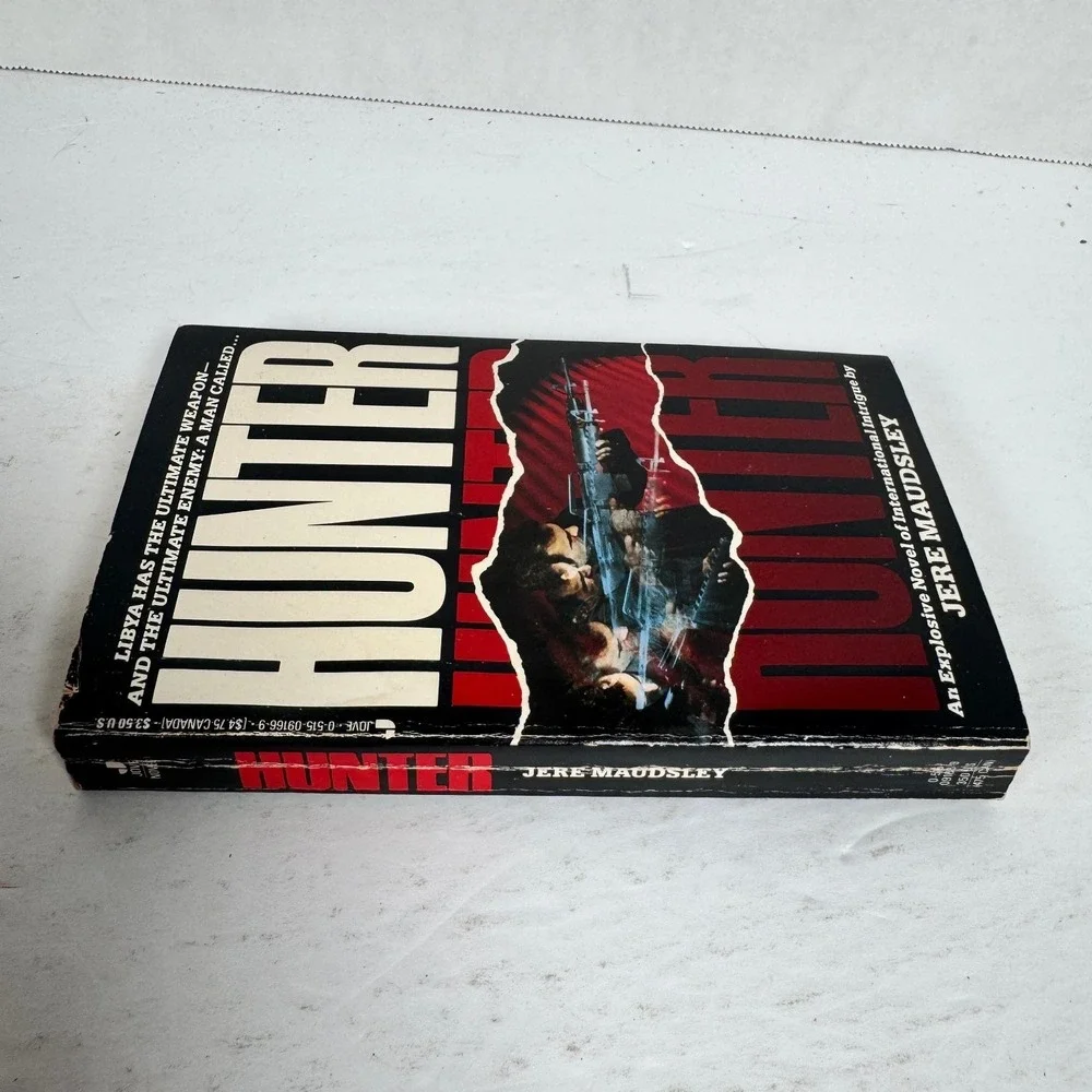 Hunter Jere Maudsley 1987 First Printing Military Thriller Jove‎