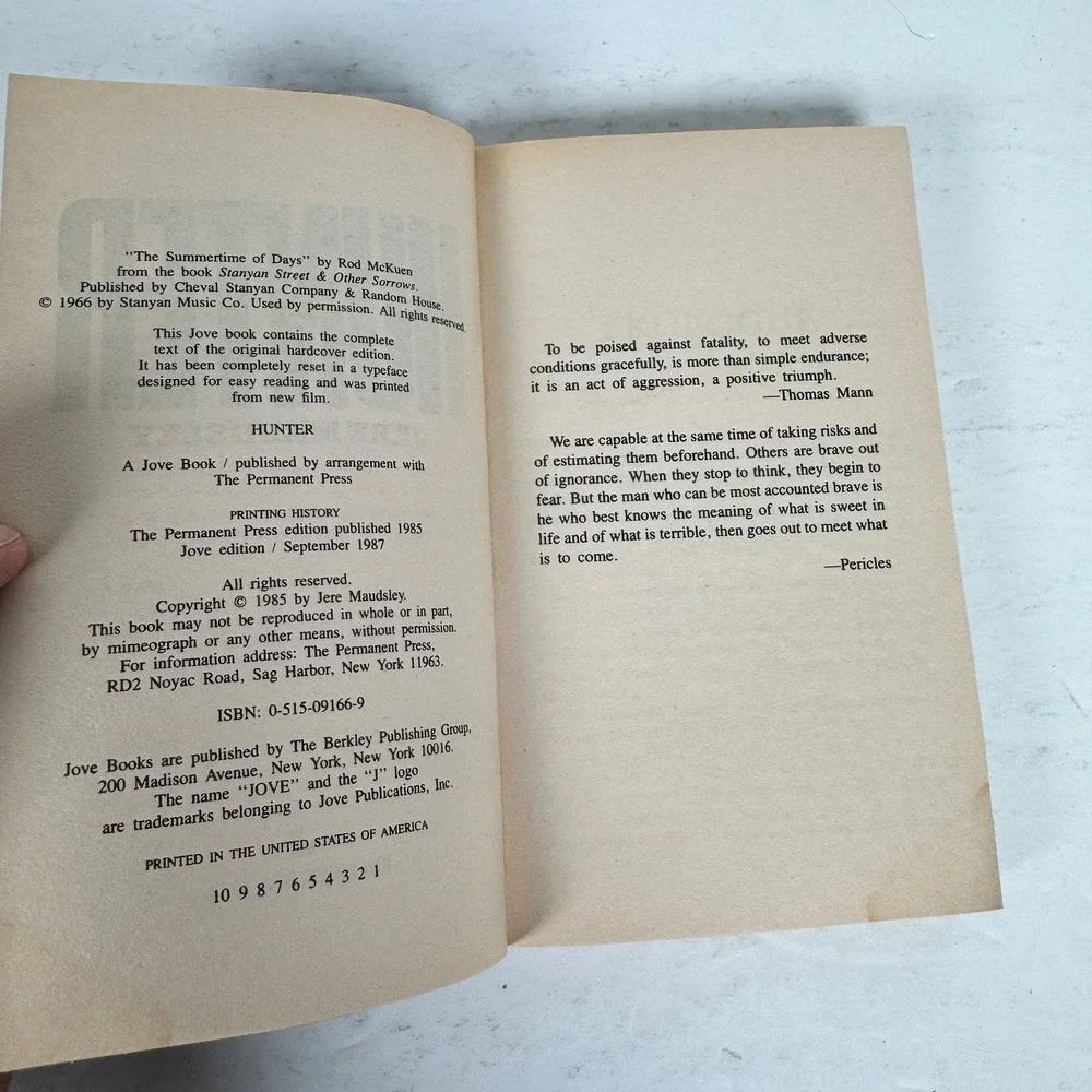 Hunter Jere Maudsley 1987 First Printing Military Thriller Jove‎