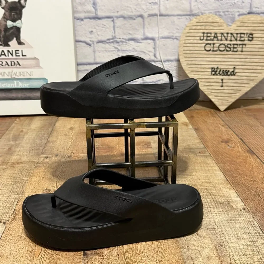 Woman's Sandals Crocs Getaway Platform Sandal size 11 hard to find