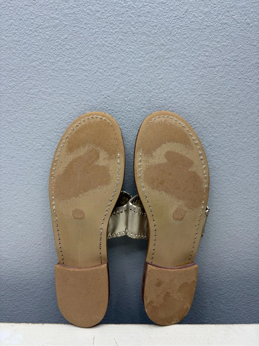 Jack Rogers Silver Leather Navajo Thong Sandals Size 8