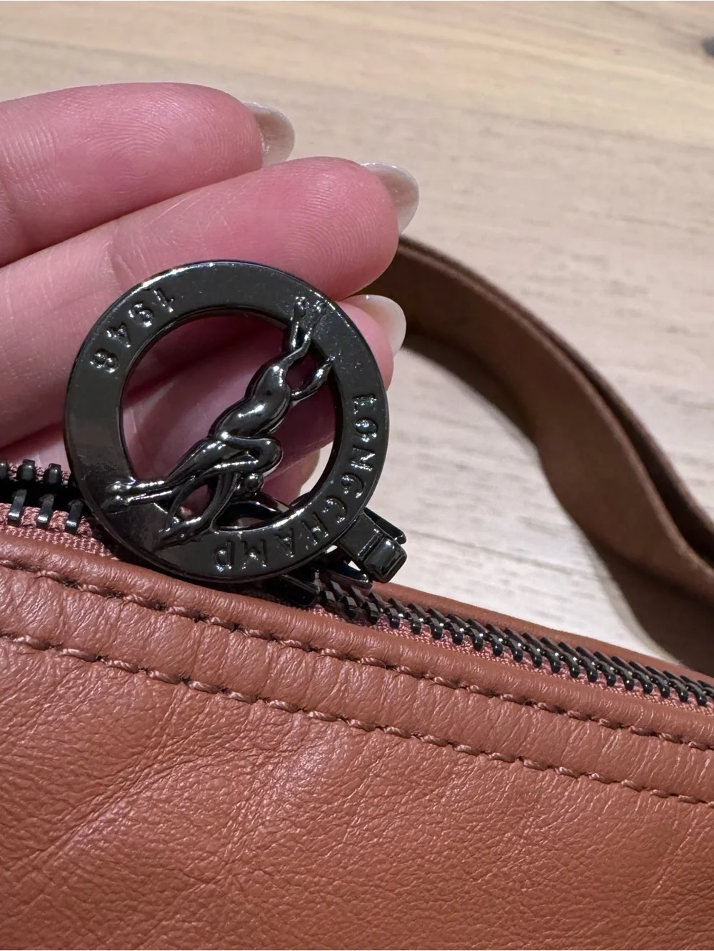 Longchamp authentic le