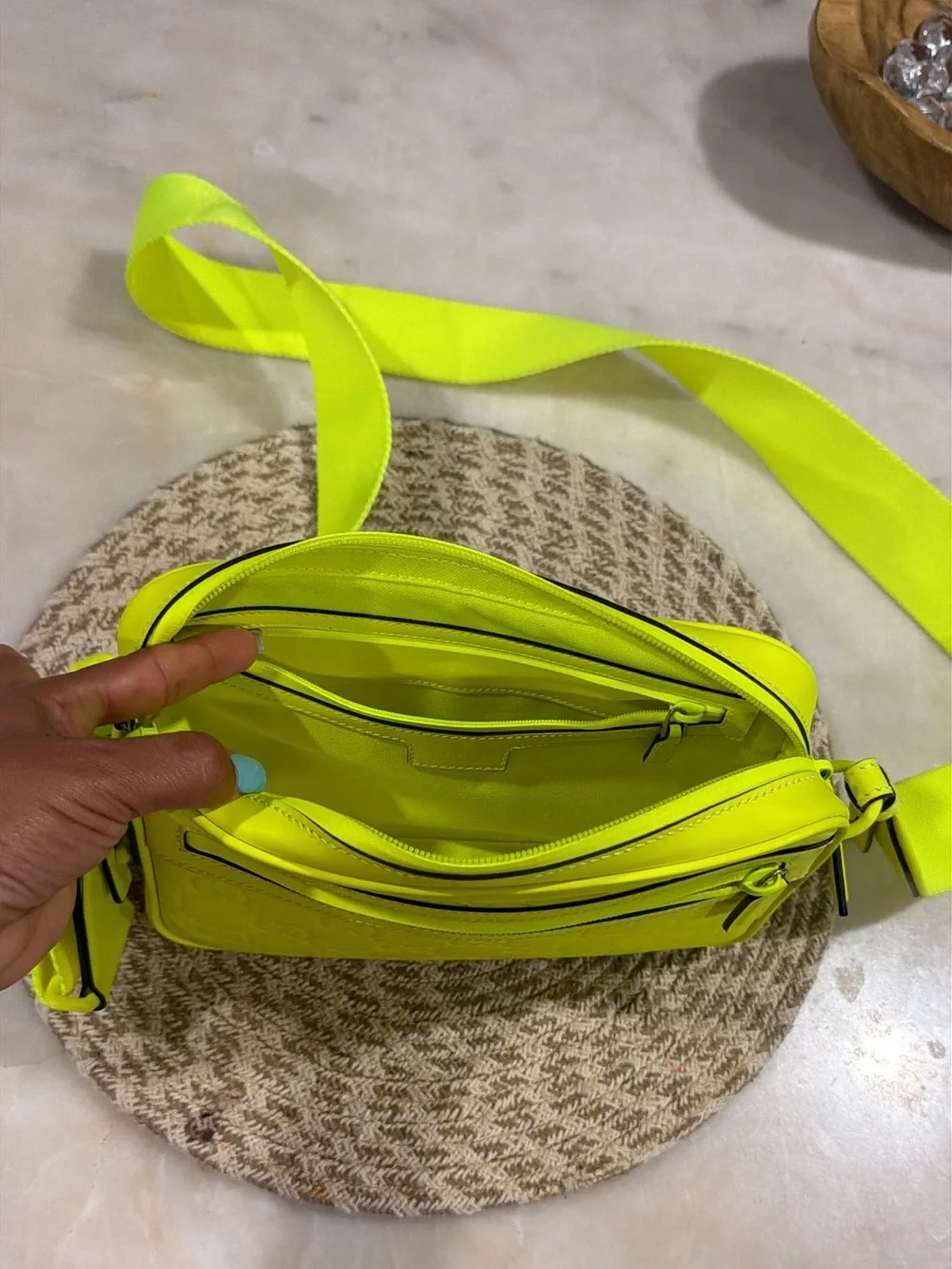 Gucci neon yellow