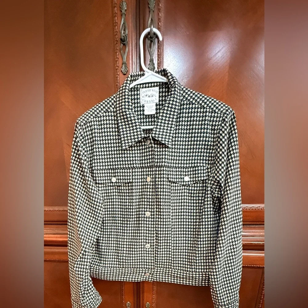 Country Wear Casuals stylish black