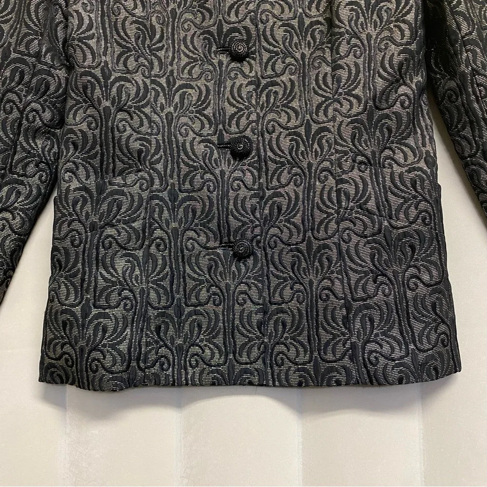 Mary McFadden pre loved
